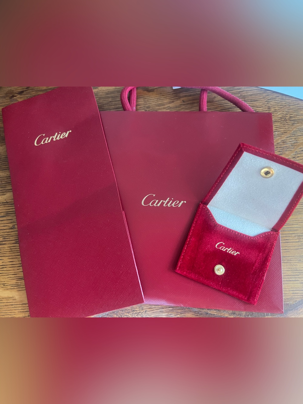 Authentic NEW Cartier ring pouch with bag
